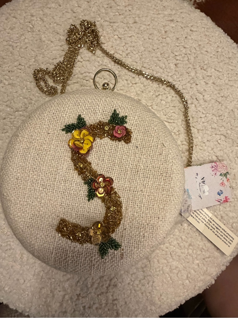 Cream Round Floral-Embellished Crossbody Bag with Gold Chain “S”